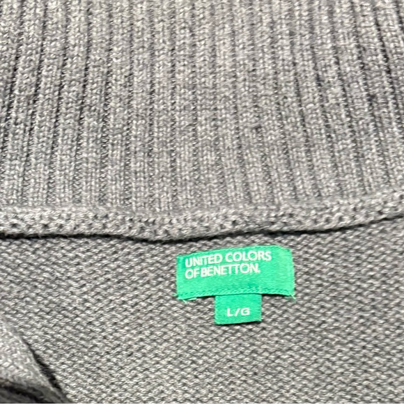 United Colors Of Benetton Grey and White Striped Quarter Zip-Up Sweater - Picture 4 of 6